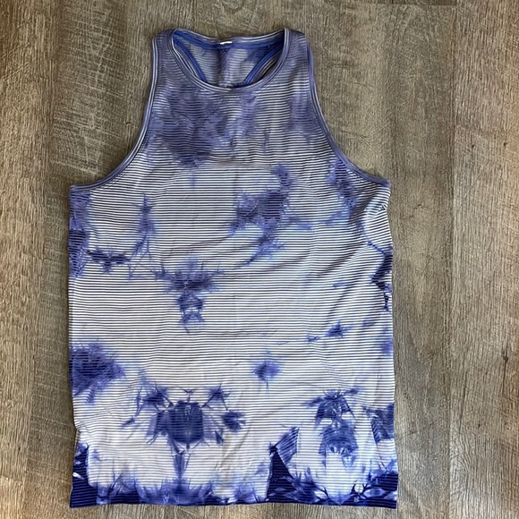 BNWOT Lululemon blue and white tank top - Picture 1 of 4
